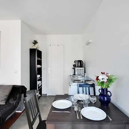 Apartament Cosy 2p - Parc Buttes Chaumont Paryż